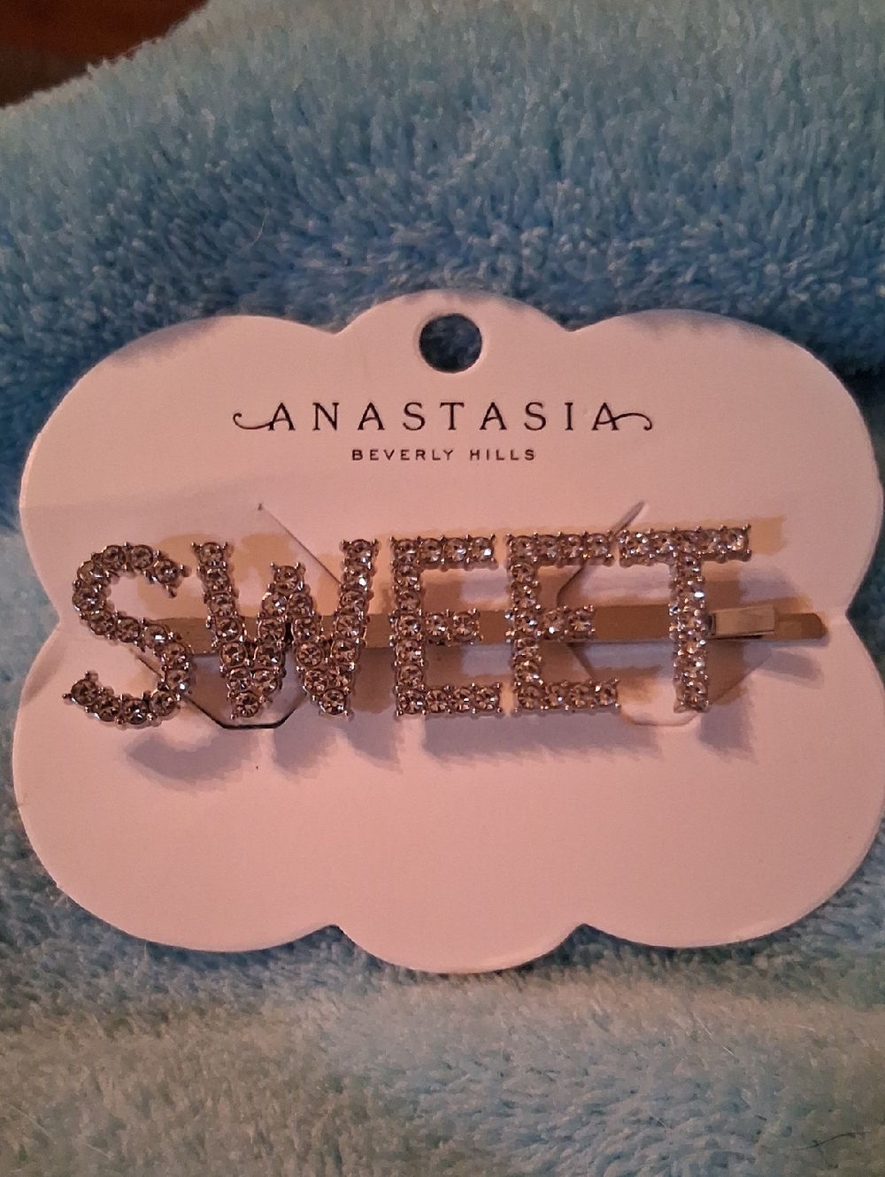 SWEET Rhinestone Hairclip NEW